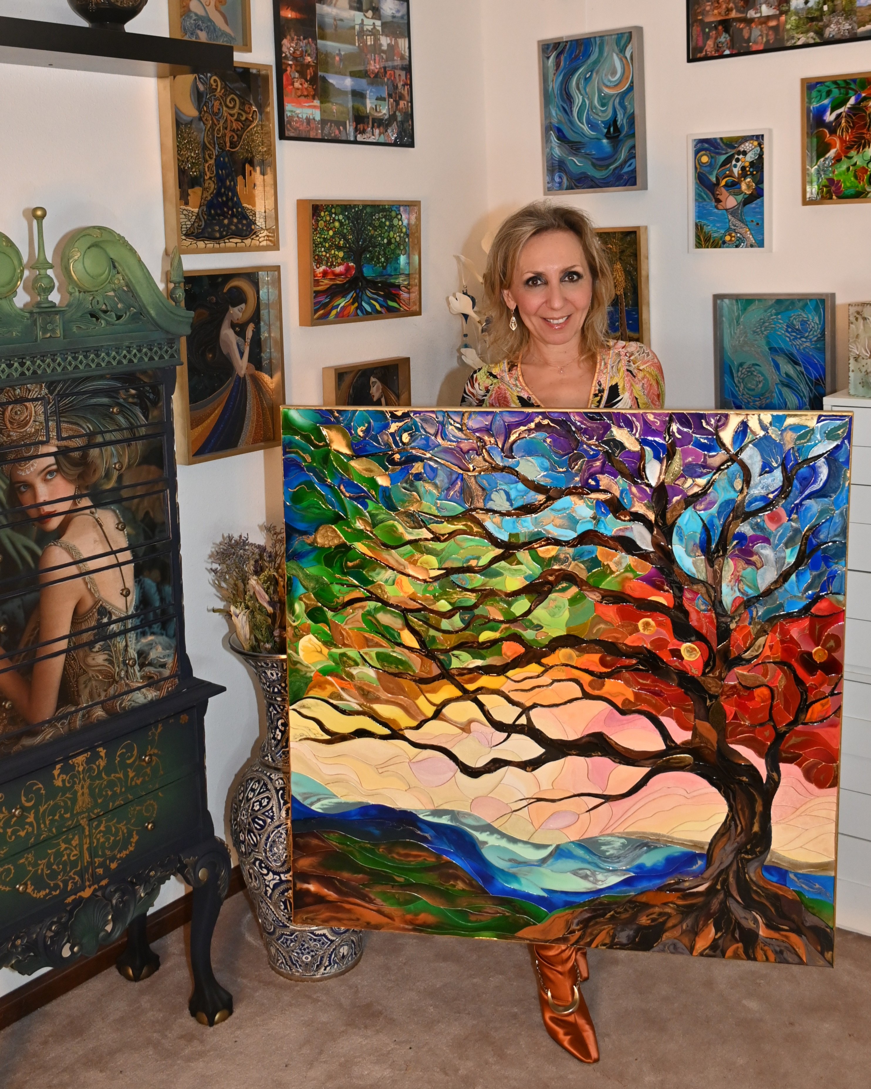 Isabella Stefunkova Pouzancre in her studio